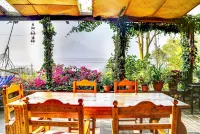 Casa Paxanax Hotels in Tzununa