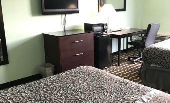Days Inn by Wyndham Fort Wright Cincinnati Area