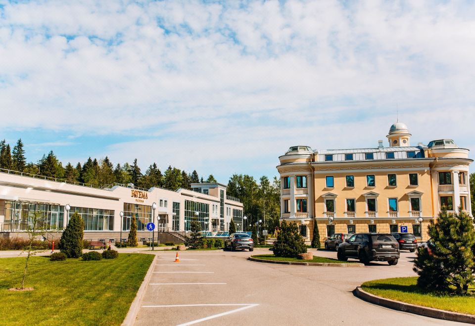hotel overview picture