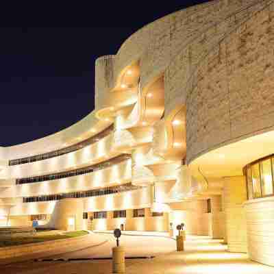 Les Suites Hotel Ottawa Hotel Exterior