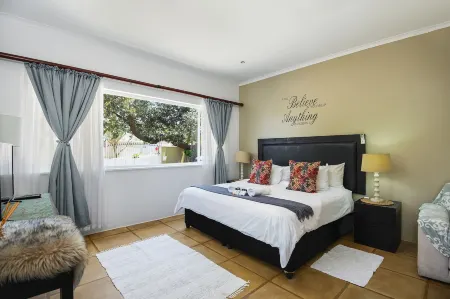 Caza Beach Guesthouse