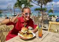 Dream Divers Resort Hotels in Гили Траванган
