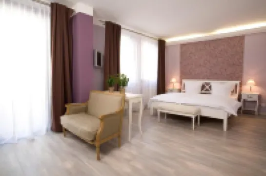 Pension Mariposa Hotels in 