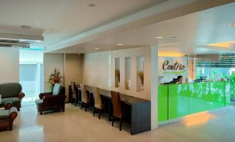 Centric Place Hotel