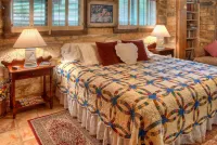 Kuebler Waldrip Haus B&B - balcony