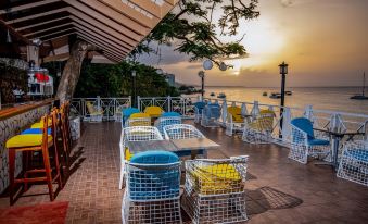 Hibiscus Lodge Hotel