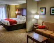 Comfort Suites Plymouth Near US-30