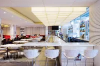 The New Yorker Hotel by Lotte Hotels