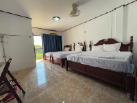 Vang vieng Green Hotel