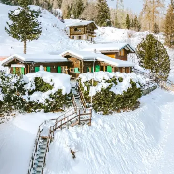 Chalet Nuage Family Friendly Mountain Getaway