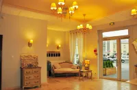 The Originals Boutique Hôtel les Poèmes de Chartres Hotels in Chartres