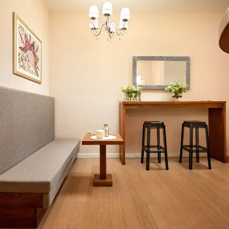 Marmont City Rooms