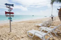 Hotel Checkin El Cortecito Beach - ビーチサイド