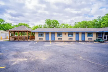 Purple Sage by OYO Snyder TX