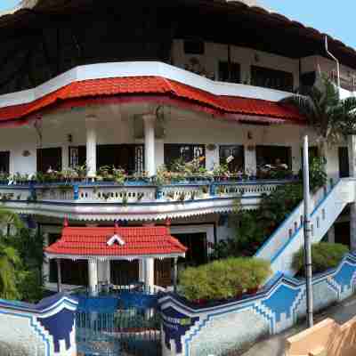 Dream Catcher Home Stay Hotel Exterior