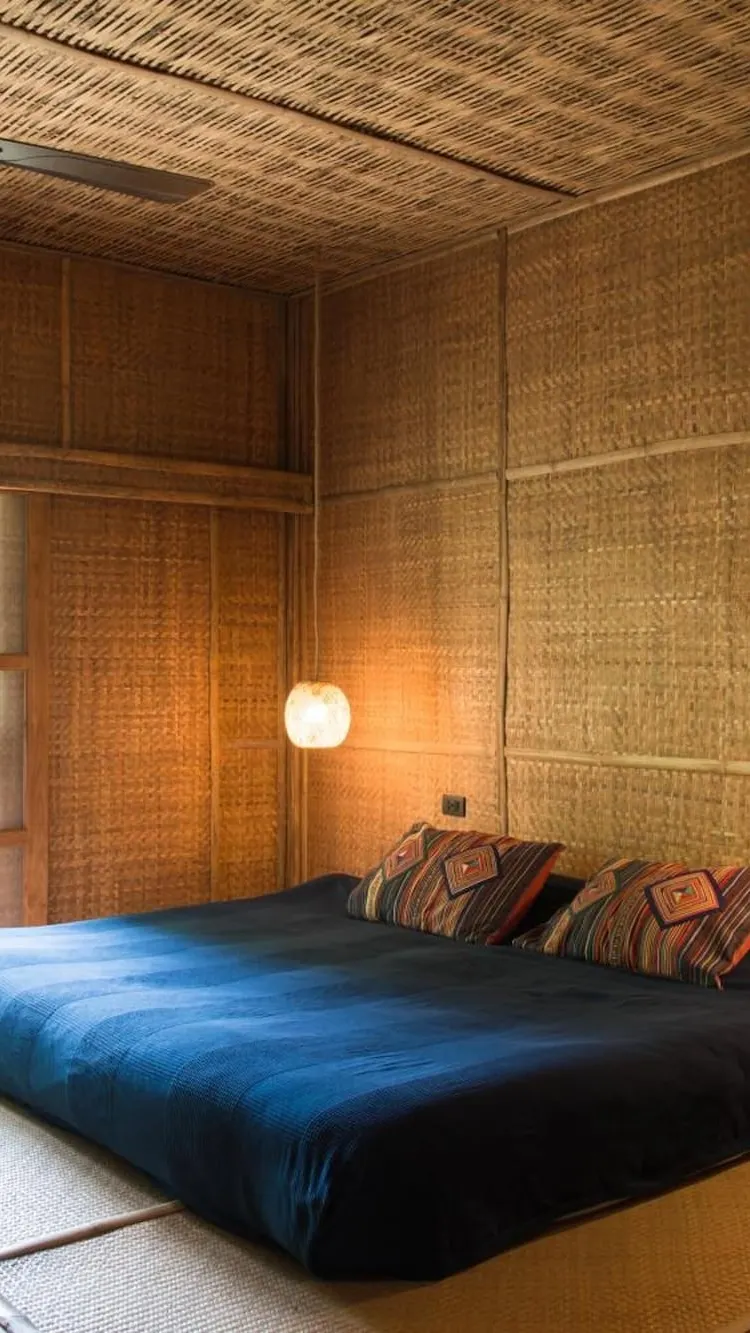 ห้องเตียงใหญ่พร้อมวิวสวน รวมอาหารเช้าและอาหารเย็น