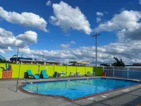 Swell Motel Hotels in Buxton