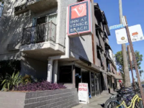 Inn at Venice Beach Hotels in Marina del Rey