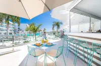 Hotel Lava Beach - breakfast