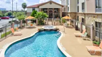 Hampton Inn & Suites Houston/Clear Lake-NASA Area - Pools