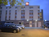 Ibis Lyon Gerland Rue Mérieux Hotels in Lyon