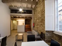 Pensión Domus Gallery Hotels in Arzua