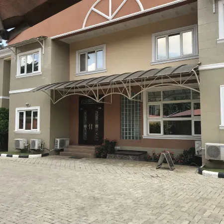 Lake 47 Suites