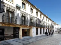 Eurostars Conquistador Hotels near Roman bridge