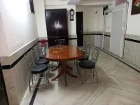 Hotel Su Shree Continental 5 Minutes Walk from New Delhi Railway Station