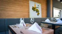 Hotel Olea - breakfast