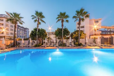 Motto Premium Hotel&Spa Các khách sạn gần Mustafa Kemal Ataturk