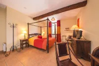 Le Relais Du Grand Logis Hôtels à : Beaumont-de-Pertuis