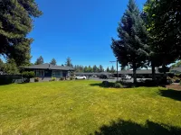 Cascade Lodge Hotels in Bend