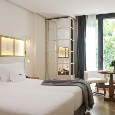Ofelias Hotel 4Sup