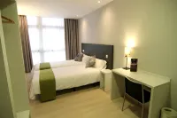 Hostal Aslyp 114 - guesthouses