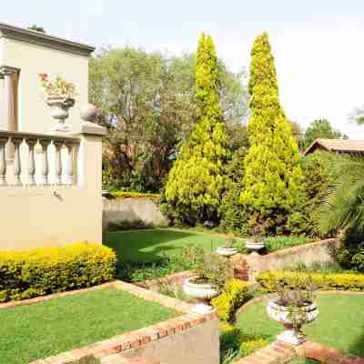 Villa Lugano Guesthouse Hotel Exterior