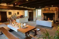 聖巴泰勒米修道院協會飯店 - 家庭旅館