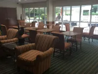 Holiday Inn Express & Suites CONOVER (HICKORY AREA) by IHG - Morgenmad