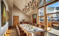Fairmont Heritage Place, Franz Klammer Lodge Hotels in Telluride