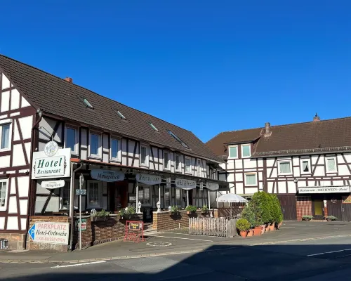 Hotel Orthwein -kostenfreie Parkplätze- Hotels in Cölbe