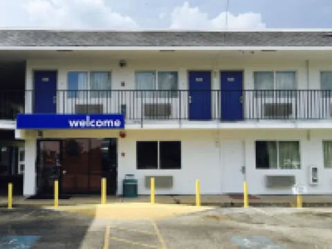 Motel 6 Lufkin, TX Hotel di Lufkin