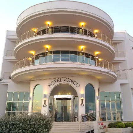 Jonico Hotel Отели в г. Аллисте