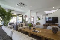 Lemongrass Pool Villa - Water Park