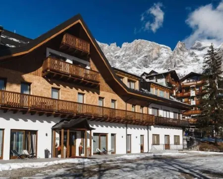 Residence Langes Hotels in Siror