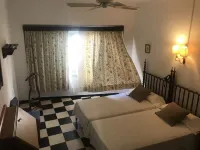 Hostal Cas Bombu