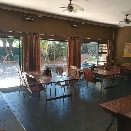 24 Onvrey Guest House