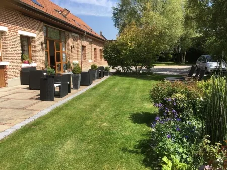 Au Coeur des Hôtes Отели в г. Годеваевельд