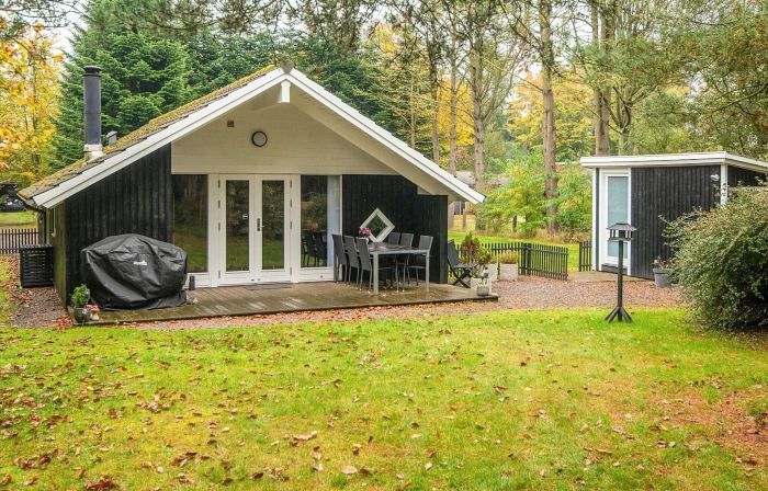 6 Person Holiday Home in Ansager