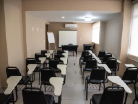 Getúllio Hotel โรงแรมในกียาบา