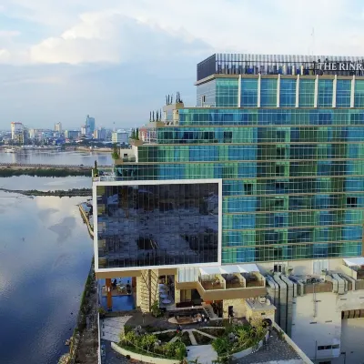 The Rinra Makassar Hotels near Losari Beach
